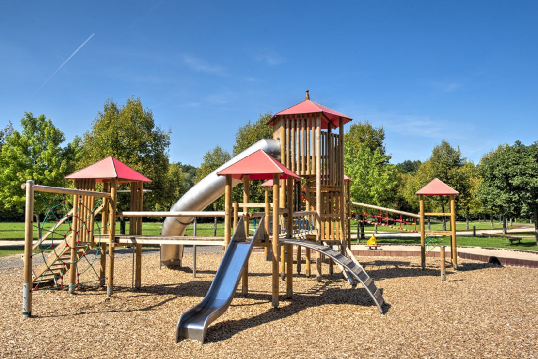 Fotolia_170047684_S_Spielplatz